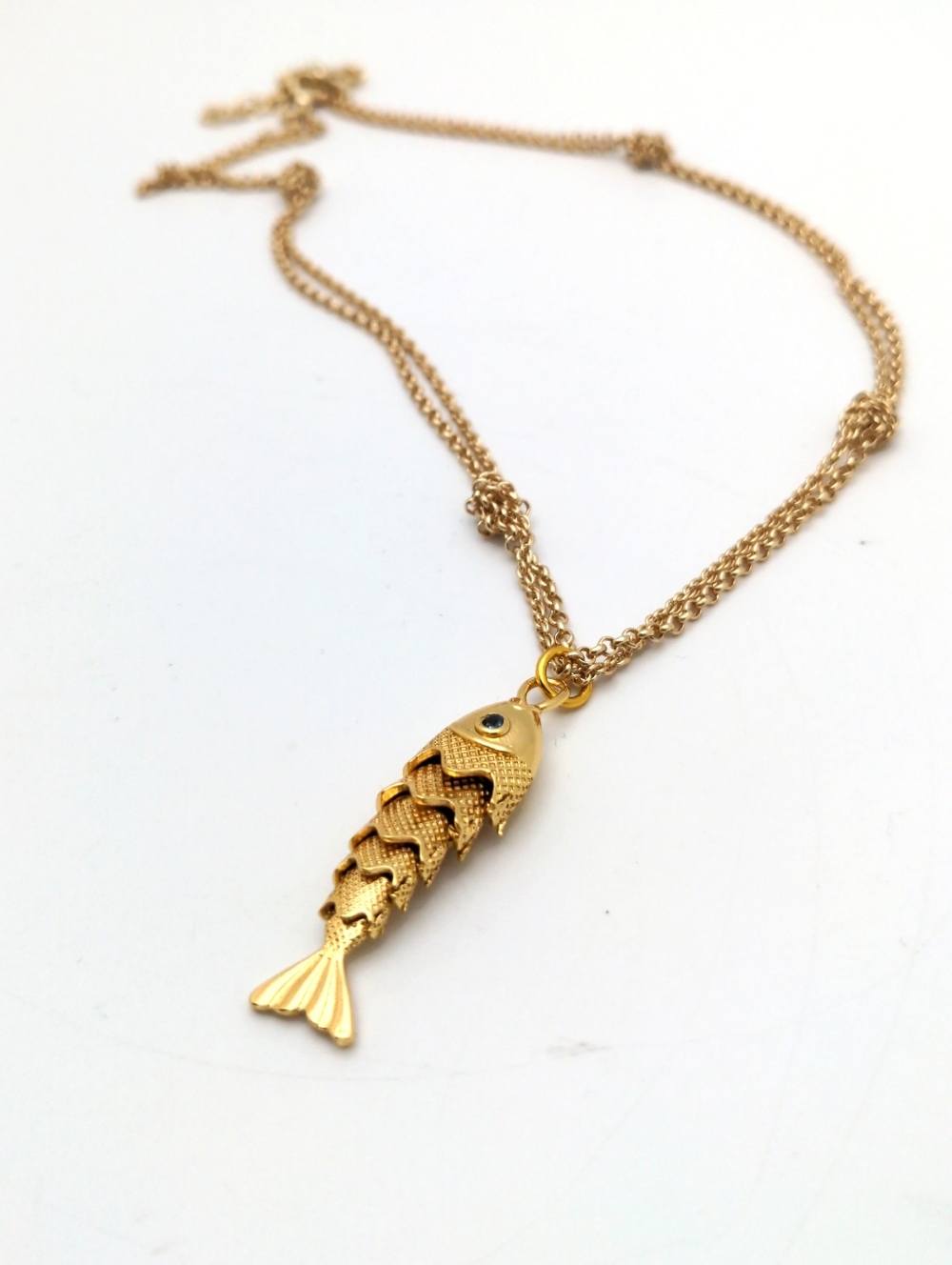 Moving Tail Fish Pendant on Knotted Chain